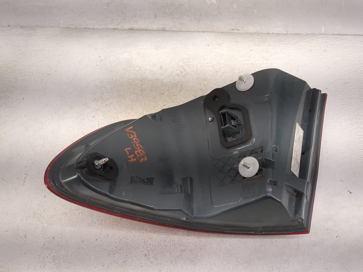 2011-2013 Bmw 528i Tail Light Assembly Driver Left OEM P/N:173462-01 Fits Fits 2011 2012 2013 OEM Used Auto Parts - Oemuseda