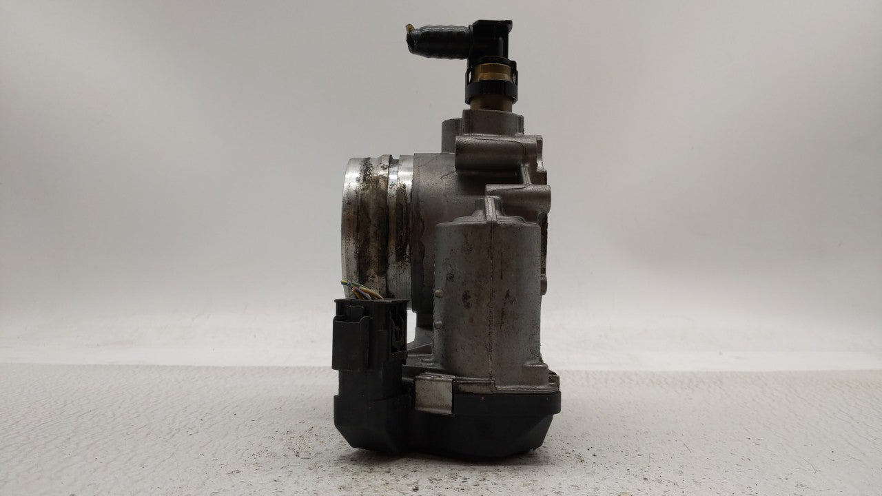 2012-2016 Bmw 528i Throttle Body P/N:A2C53355204 1354 7588625 Fits Fits 2012 2013 2014 2015 2016 2017 2018 OEM Used Auto Par