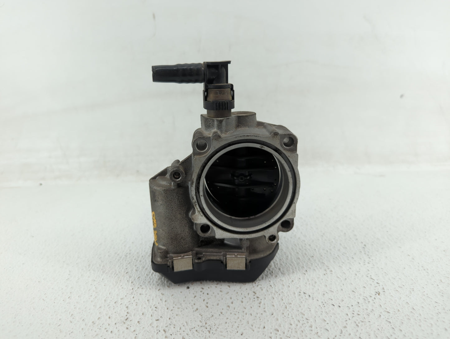 2012-2016 Bmw 528i Throttle Body P/N:1354 7588625-02 1354 7588625-04, 1354 7588625-03 Fits Fits 2012 2013 2014 2015 2016 201