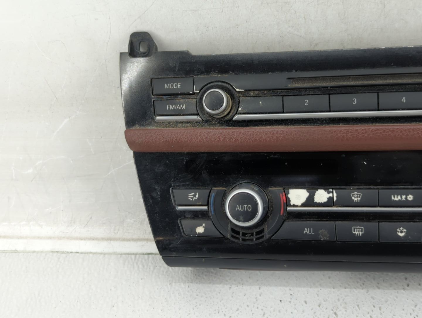 2011-2012 Bmw 528i Radio Control Panel - Oemusedautoparts1.com