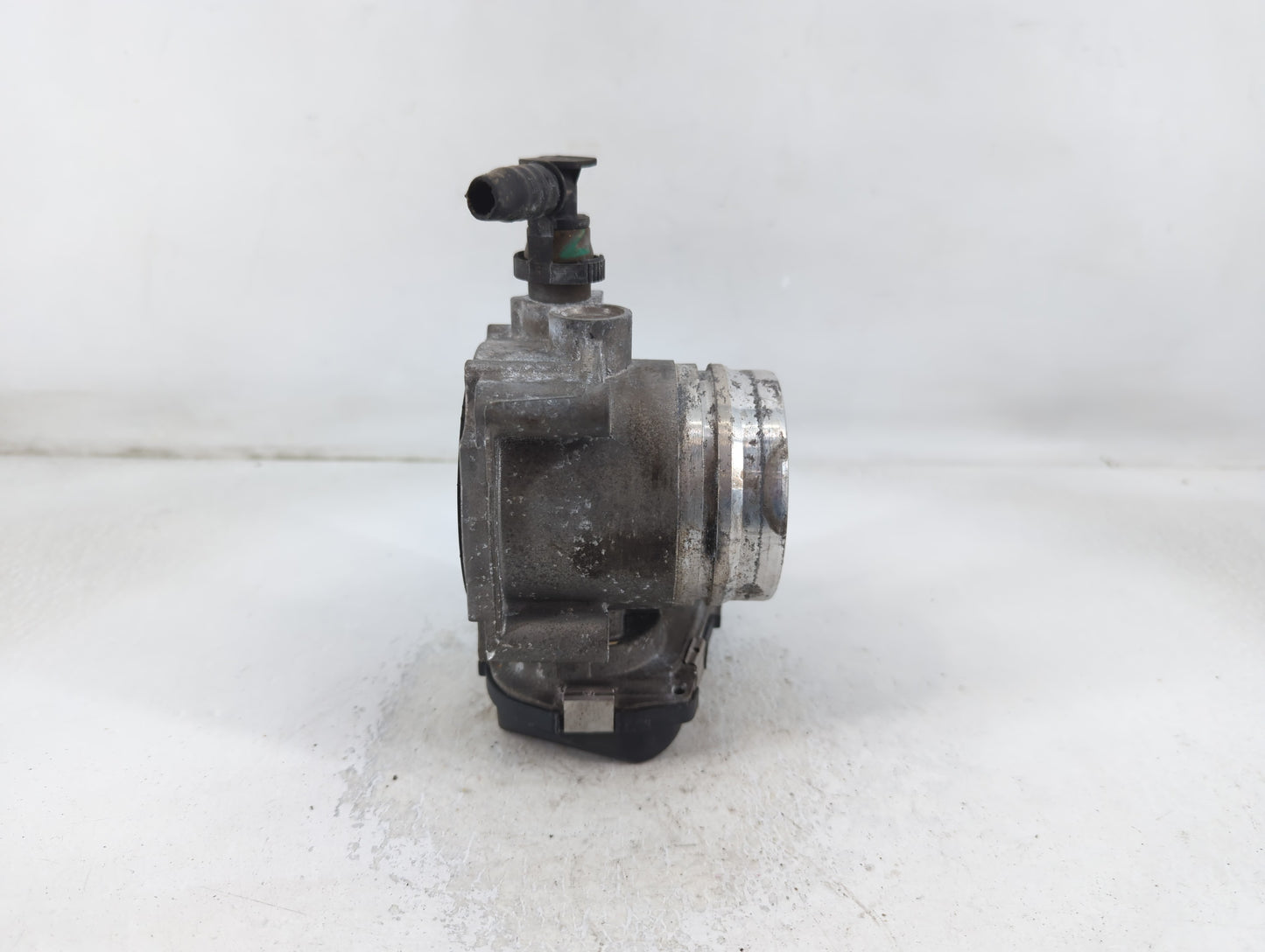 2012-2016 Bmw 528i Throttle Body P/N:1354 7588625-02 Fits Fits 2012 2013 2014 2015 2016 2017 2018 OEM Used Auto Parts - Oemu