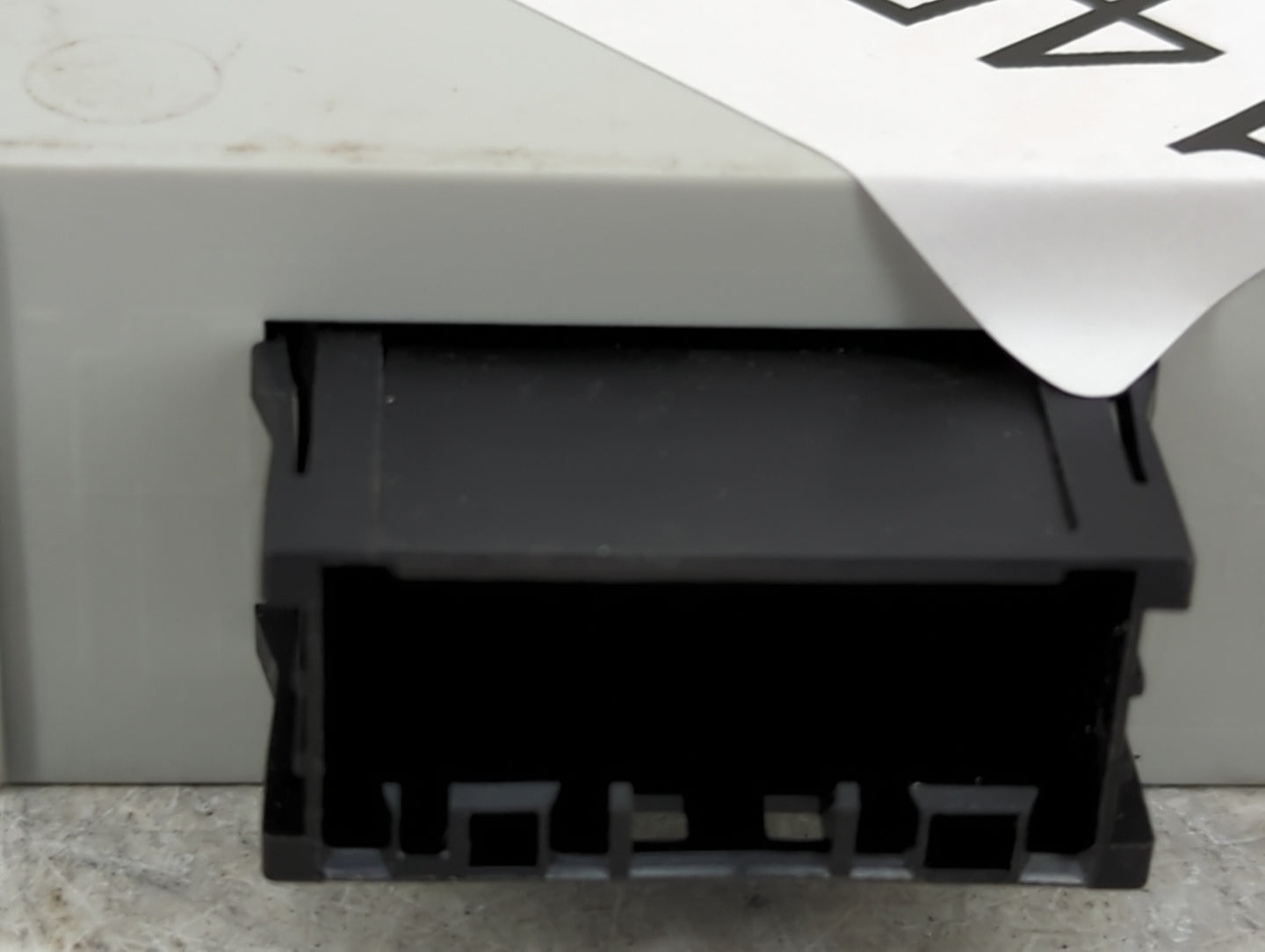 2011-2016 Bmw 535i Fuel Pump Control Module - Oemusedautoparts1.com