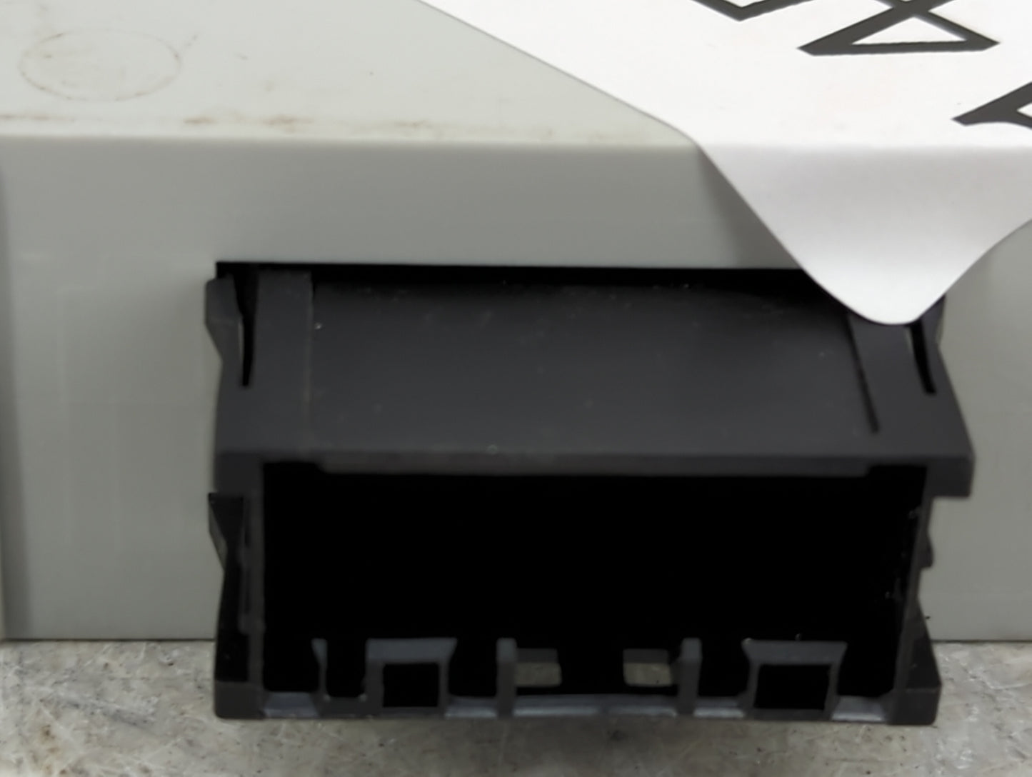 2011-2016 Bmw 535i Fuel Pump Control Module - Oemusedautoparts1.com