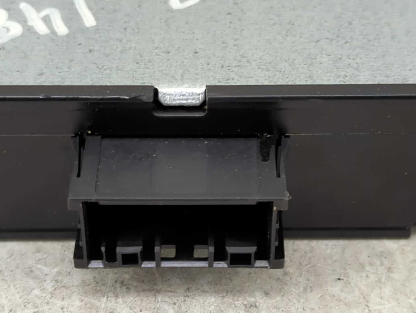 2011-2016 Bmw 535i Body Control Module Bcm Inner Cabin Fuse Box - Oemusedautoparts1.com