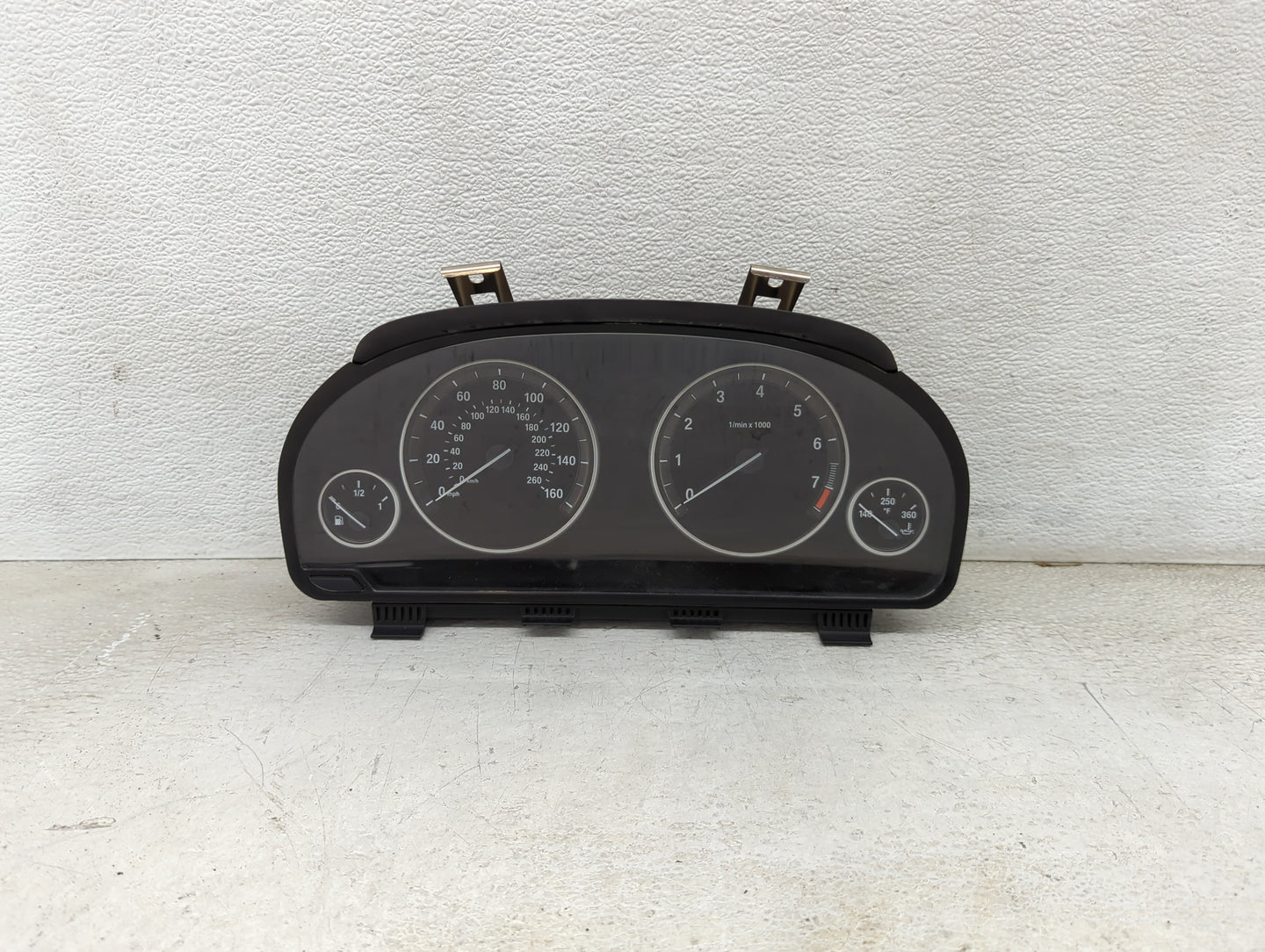 2012-2013 Bmw 535i Instrument Cluster Speedometer Gauges P/N:9280481-01 Miles: Fits Fits 2011 2012 2013 OEM Used Auto Parts 