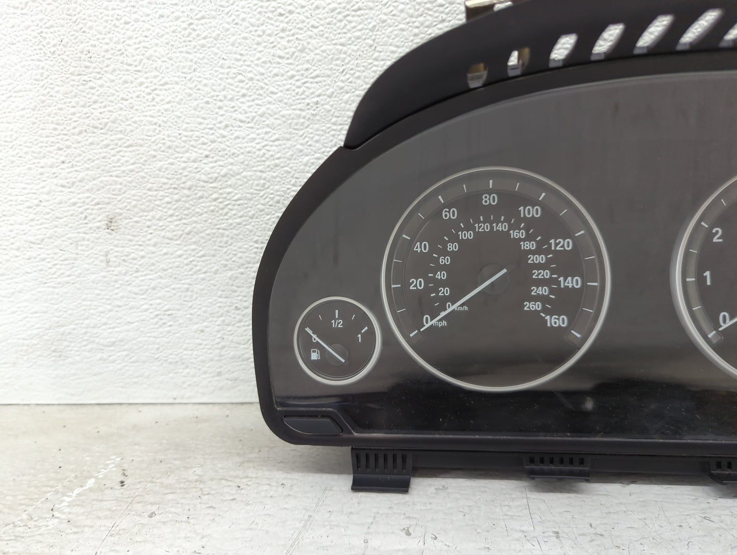 2012-2013 Bmw 535i Instrument Cluster Speedometer Gauges P/N:9280481-01 Miles: Fits Fits 2011 2012 2013 OEM Used Auto Parts 