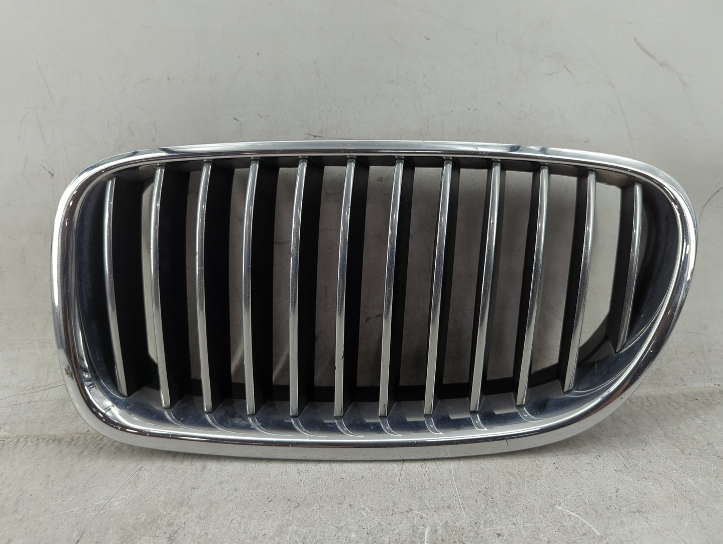 2011-2013 Bmw 535i Front Grille Bumper Not Included 1459870 - Oemusedautoparts1.com