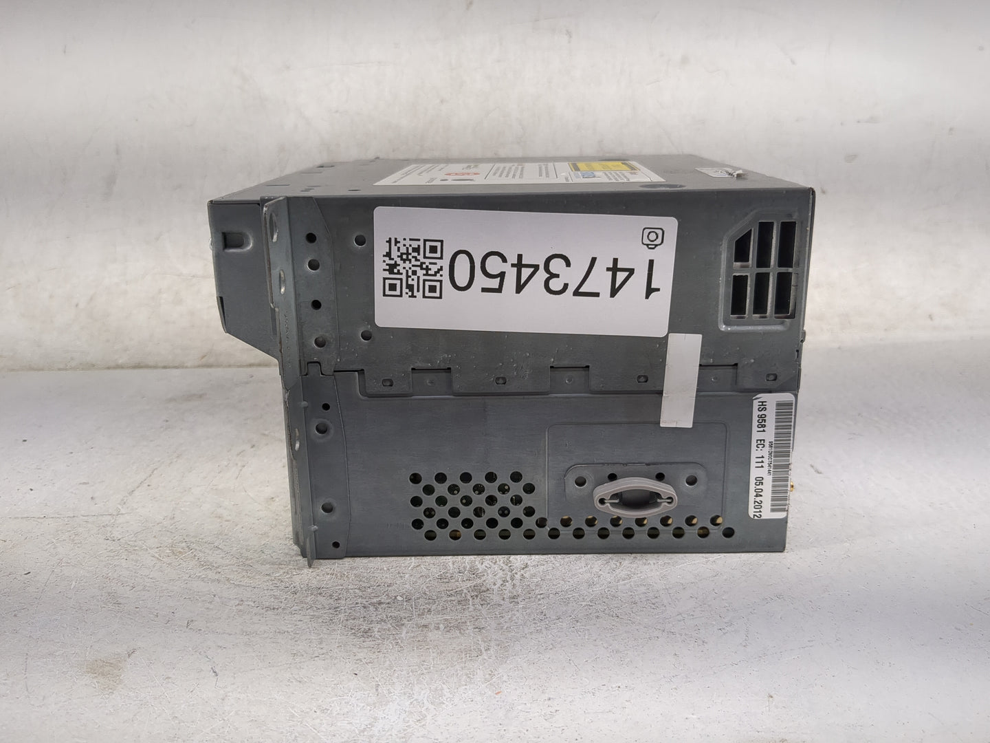 2011-2012 Bmw 535i Radio AM FM Cd Player Receiver Replacement P/N:9289249 HB9581, 9581DV0C7541441 Fits Fits 2010 2011 2012 O
