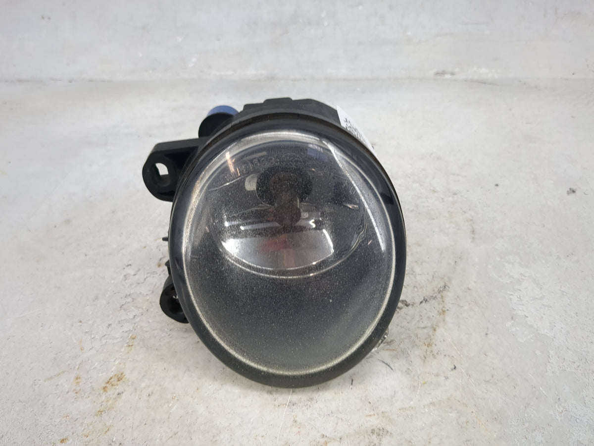2011-2013 Bmw 535i Passenger Right Oem Fog Light Lamp Black - Oemusedautoparts1.com