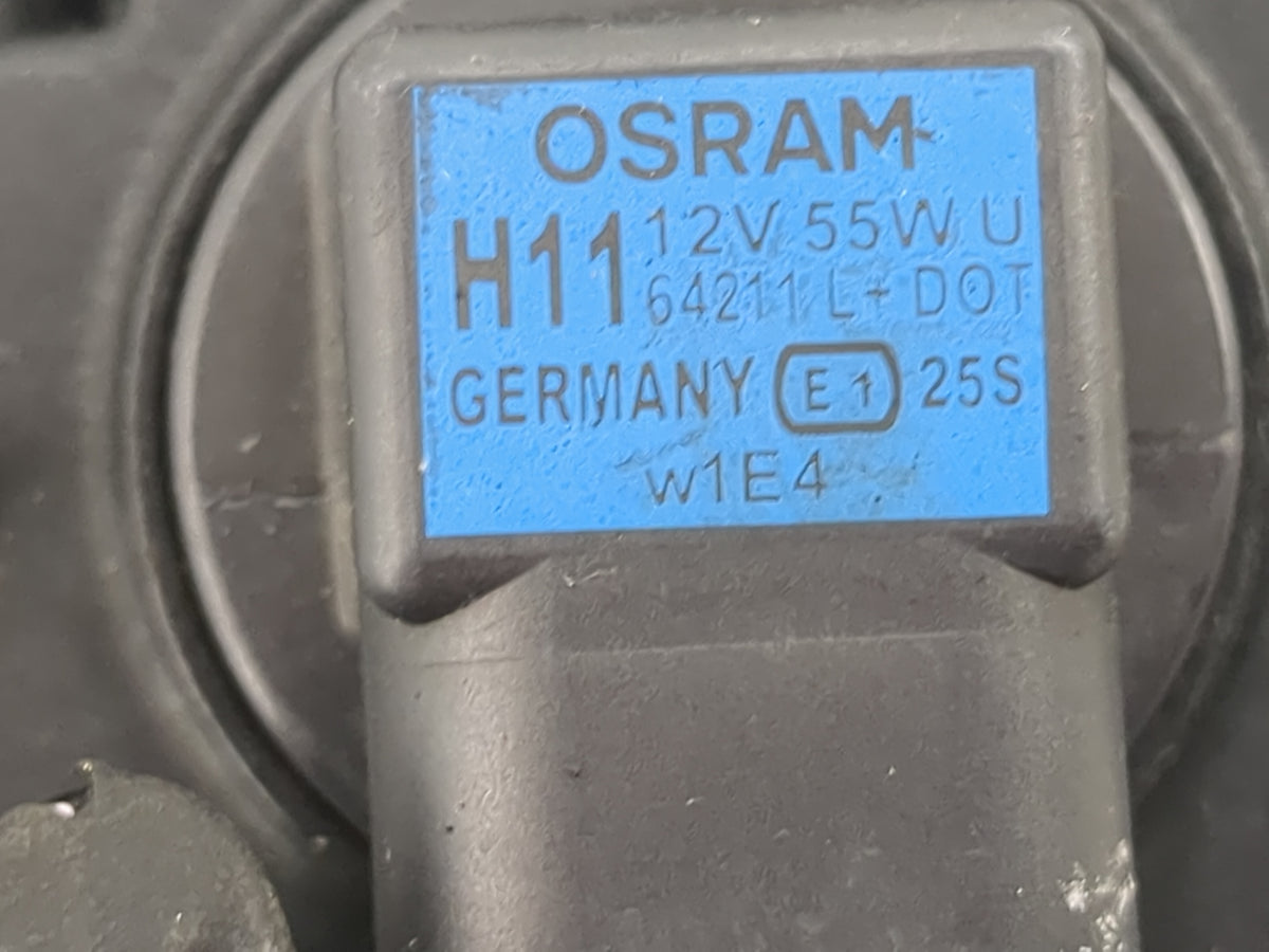 2011-2013 Bmw 535i Passenger Right Oem Fog Light Lamp Black - Oemusedautoparts1.com