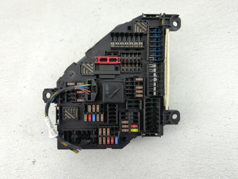 compare product 2012 Bmw 535i Fusebox Fuse Box Panel Relay Module P/N:1670498 Fits OEM Used Auto Parts