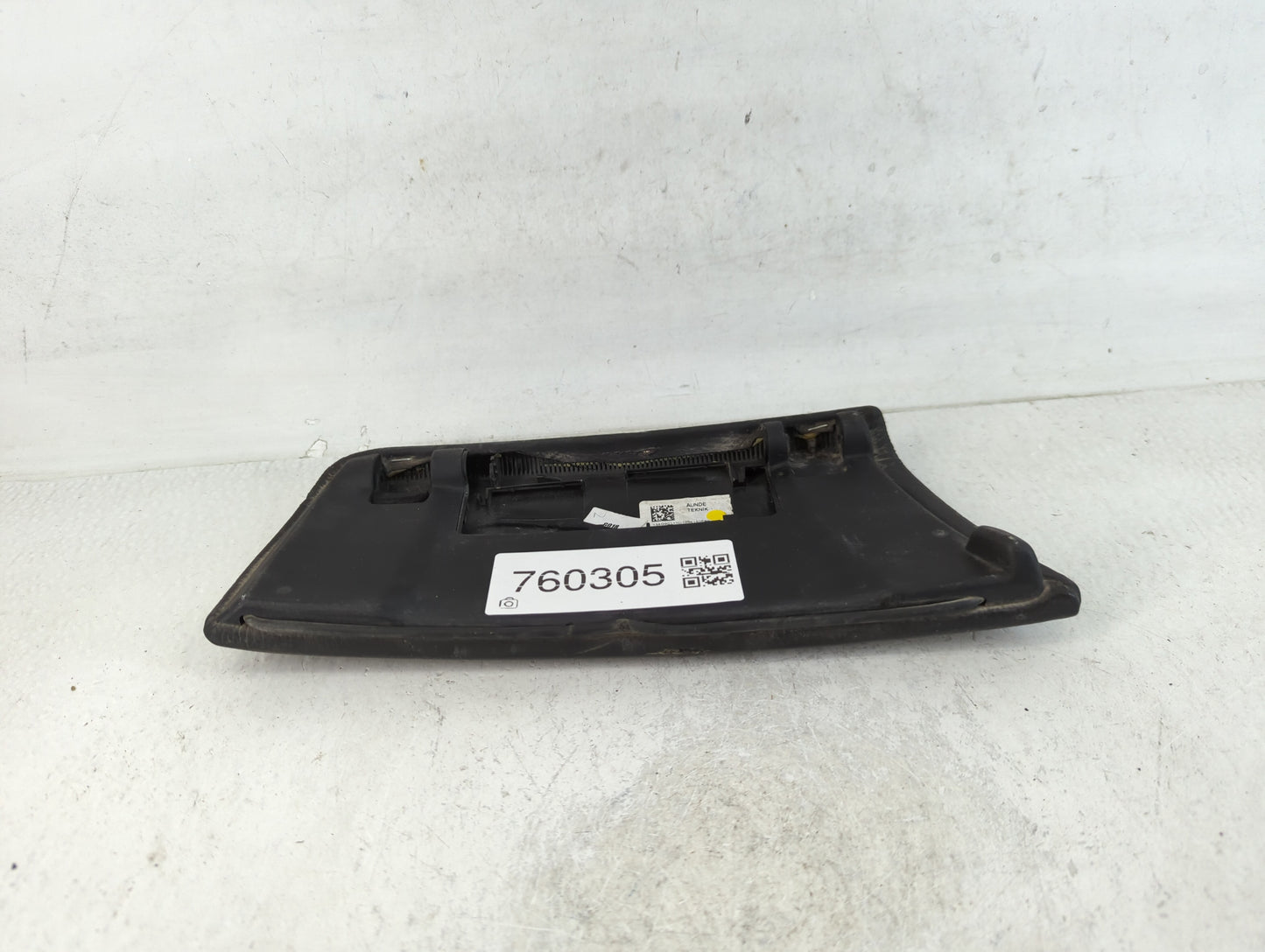 2012 Bmw 535i Center Console Armrest Cover Lid P/N:3840890-011 Fits OEM Used Auto Parts - Oemusedautoparts1.com