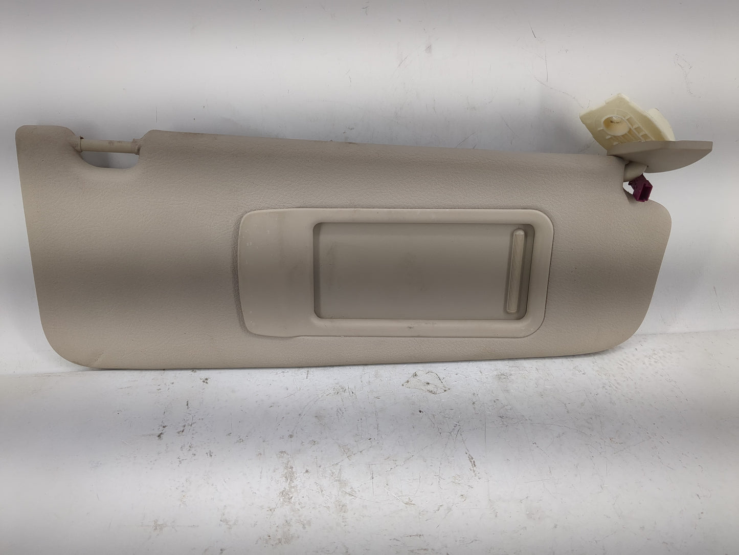 2012 Bmw 550i Sun Visor Shade Replacement Driver Left Mirror Fits OEM Used Auto Parts - Oemusedautoparts1.com