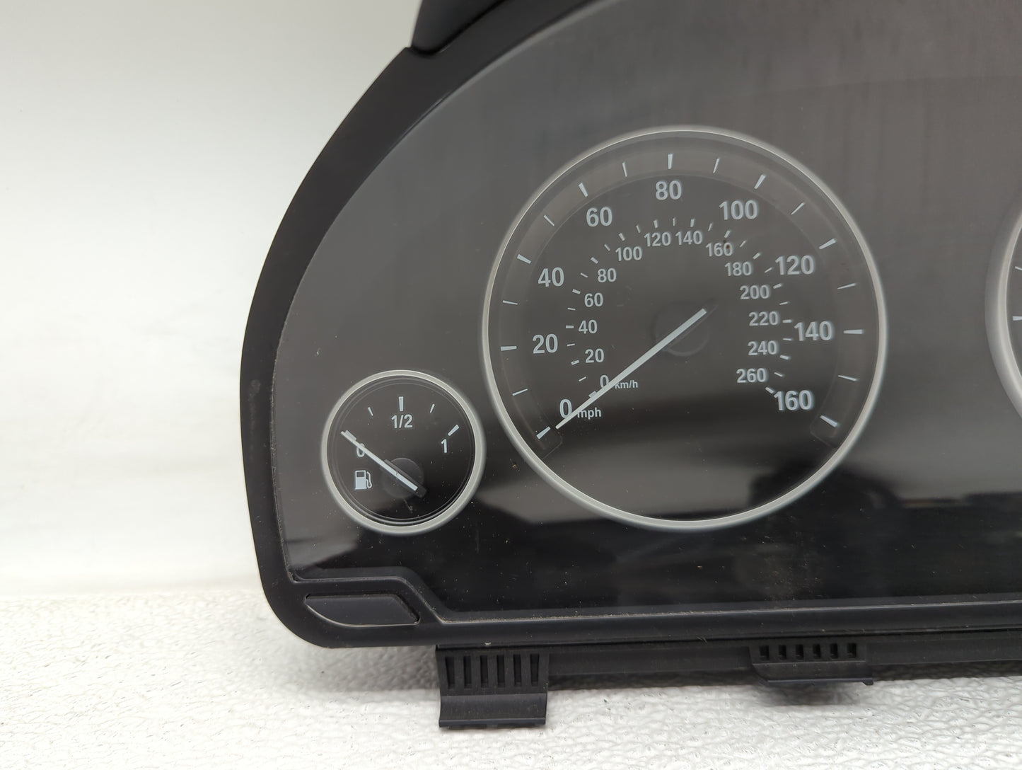 2012-2013 Bmw 550i Instrument Cluster Speedometer Gauges P/N:9285193-01 2358686-04, 3000197539, 25811511 Fits Fits 2011 2012