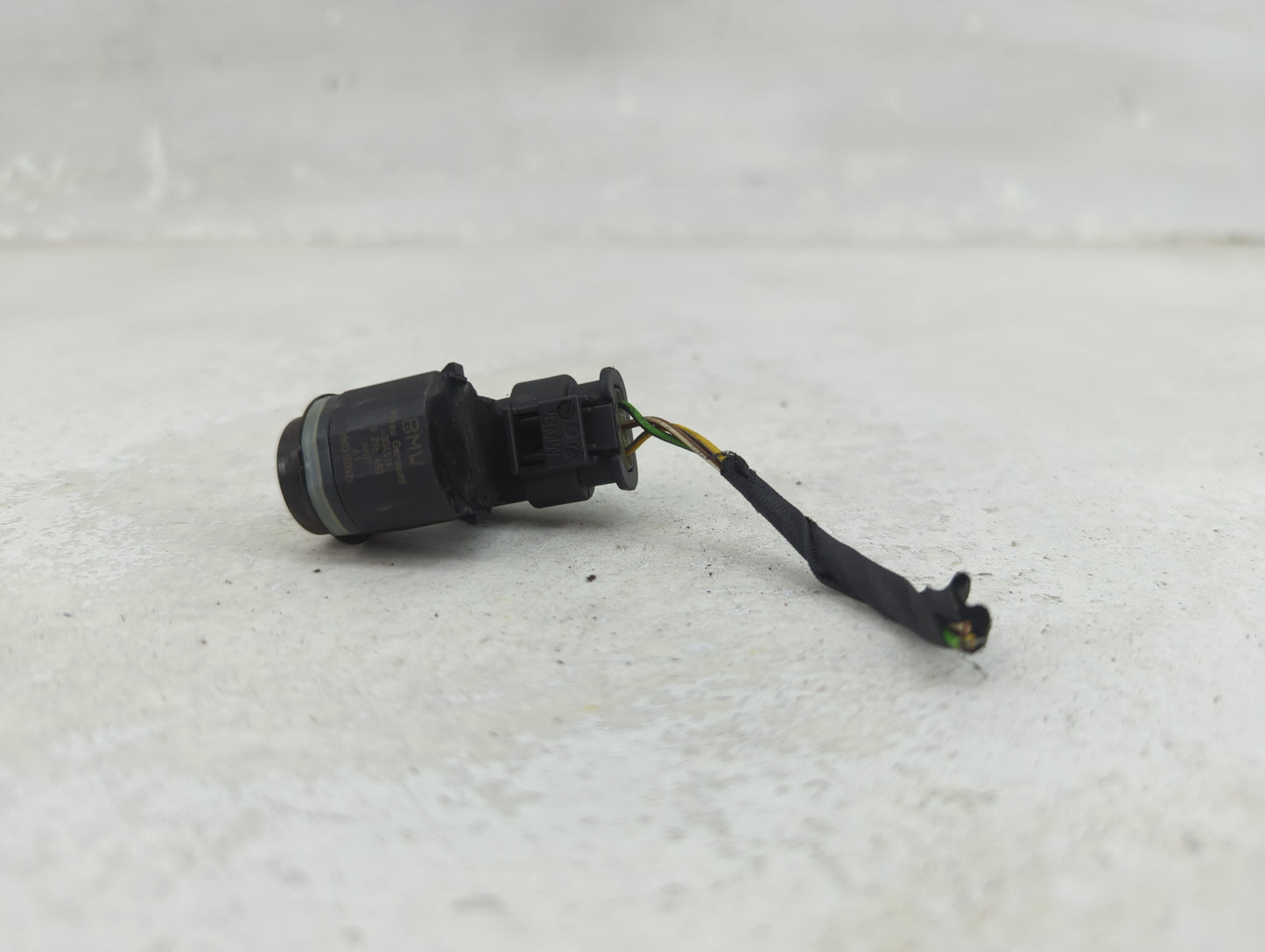 2012 Bmw 550i Front Park Assist Sensor Black 1456219 - Oemusedautoparts1.com