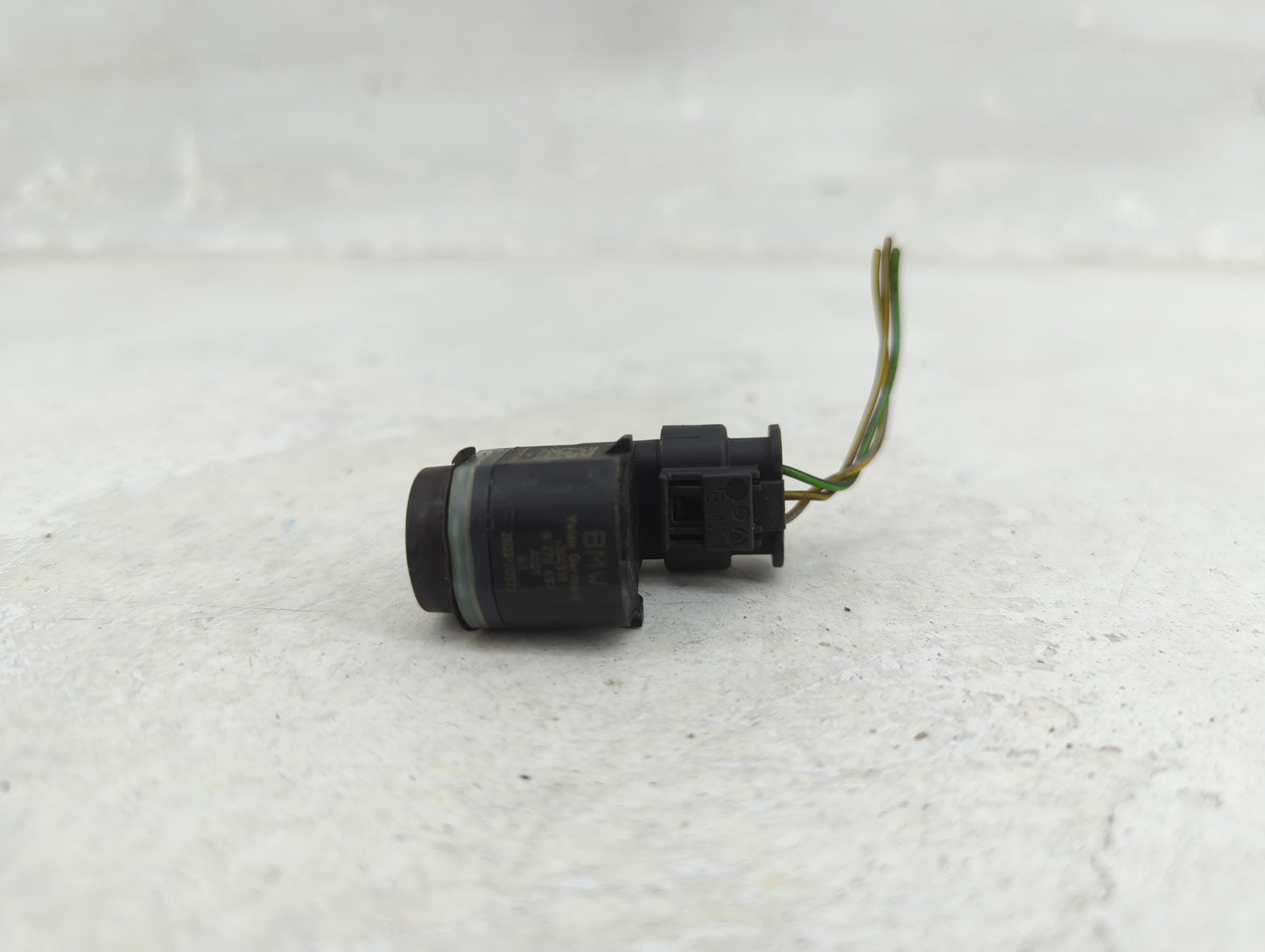2012 Bmw 550i Front Park Assist Sensor Black - Oemusedautoparts1.com