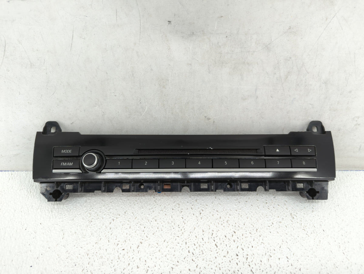 2011-2012 Bmw 550i Radio AM FM Cd Player Receiver Replacement P/N:9263749 9241241, C873768, 65577501, 9241240-01 Fits 2011 2