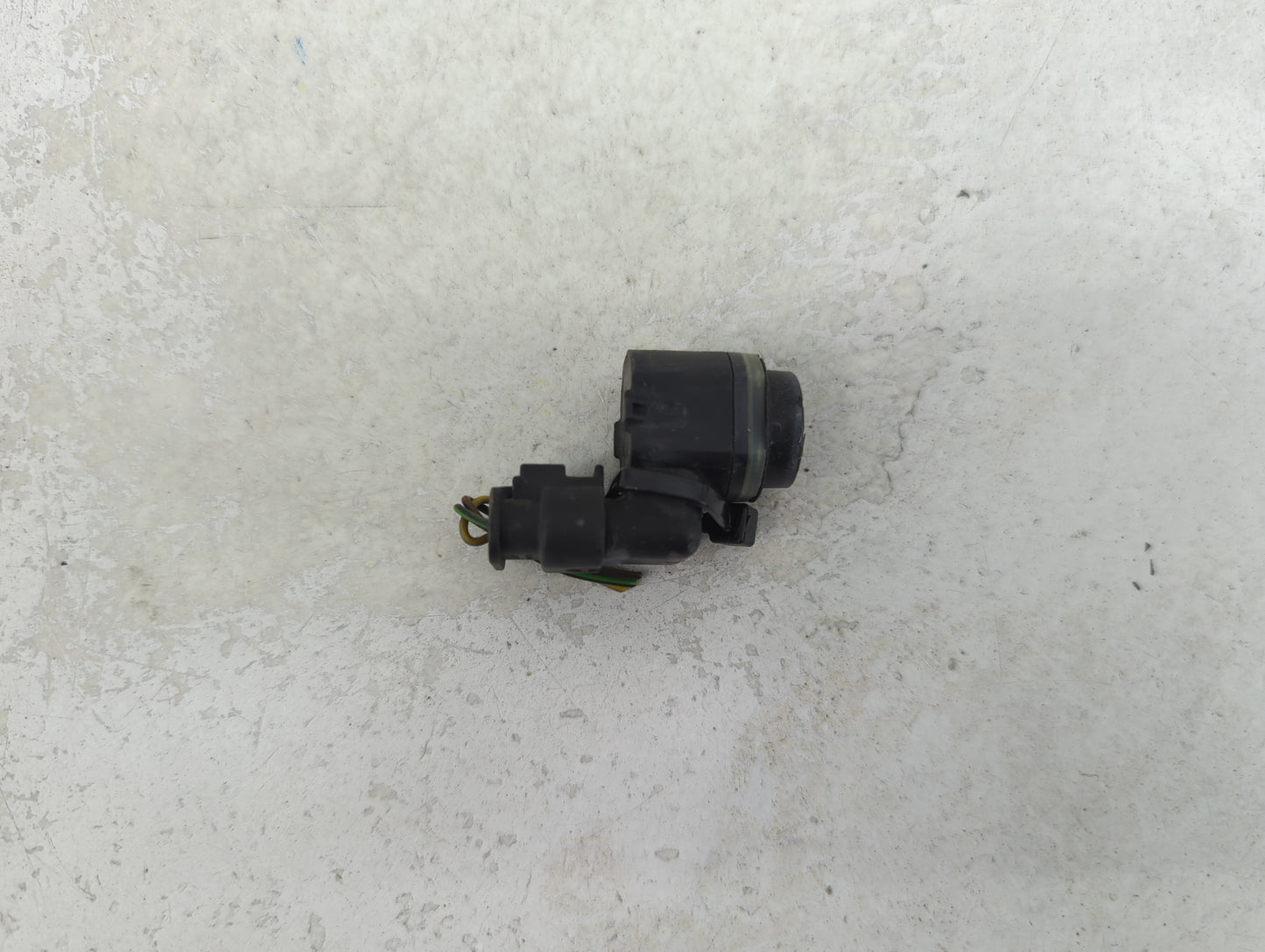2012 Bmw 650 Front Park Assist Sensor Black - Oemusedautoparts1.com