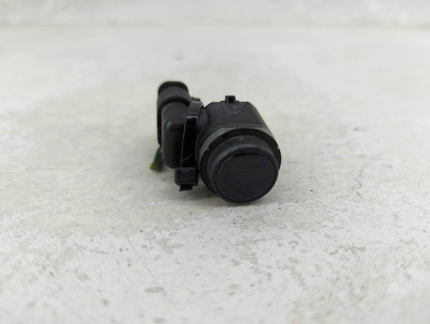 2012 Bmw 650 Front Park Assist Sensor Black - Oemusedautoparts1.com