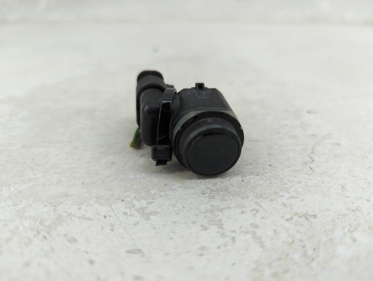 2012 Bmw 650 Front Park Assist Sensor Black - Oemusedautoparts1.com