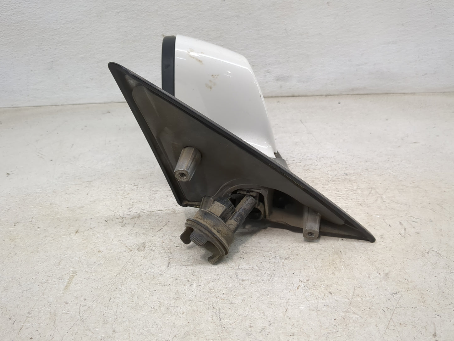 2012-2015 Bmw 650 Driver Side View Mirror - Left Door Mirror OEM Used - Oemusedautoparts1.com