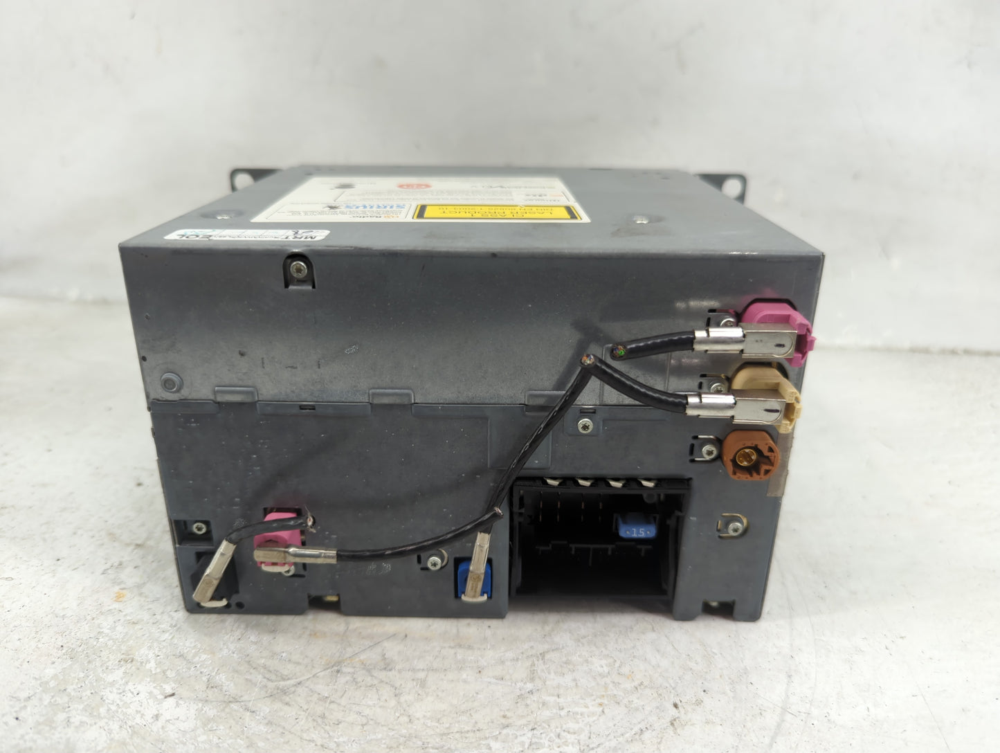 2012 Bmw 650 Radio AM FM Cd Player Receiver Replacement P/N:9289249 HB9581, 7534/1983490 Fits Fits 2010 2011 OEM Used Auto P