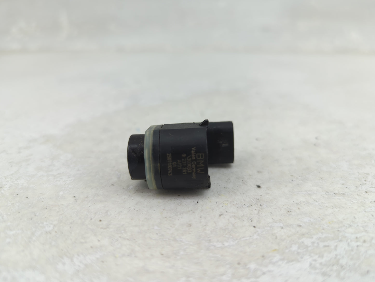 2012 Bmw 650i Front Park Assist Sensor Black 1456297 - Oemusedautoparts1.com