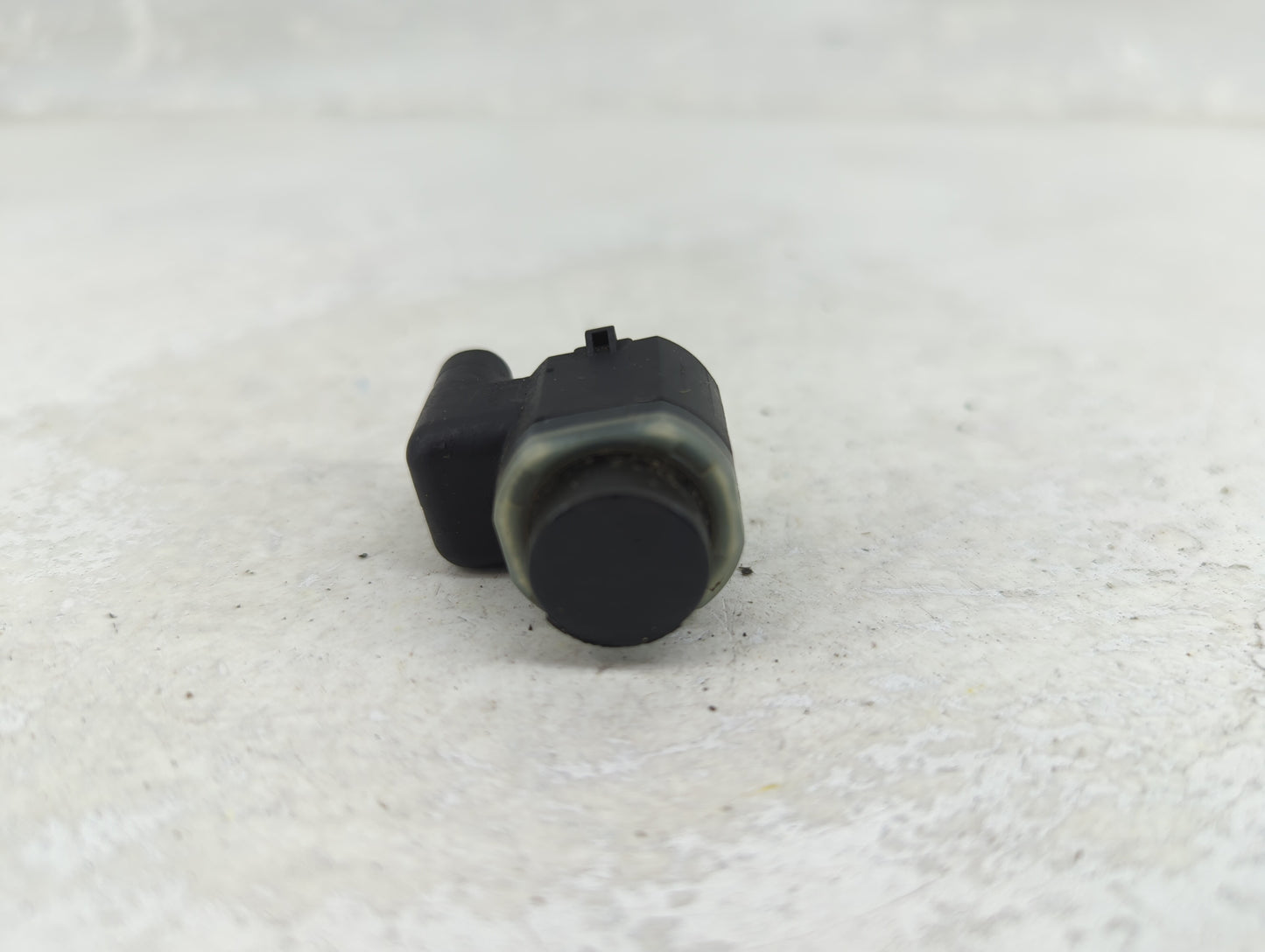 2012 Bmw 650i Front Park Assist Sensor Black 1456297 - Oemusedautoparts1.com