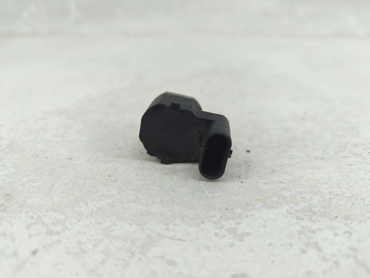 2012 Bmw 650i Front Park Assist Sensor Black 1456297 - Oemusedautoparts1.com
