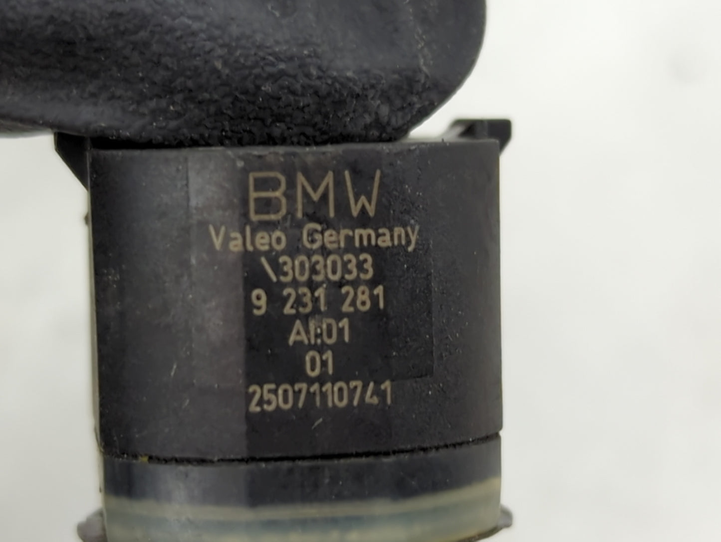 2012 Bmw 650i Front Park Assist Sensor Black 1456341 - Oemusedautoparts1.com