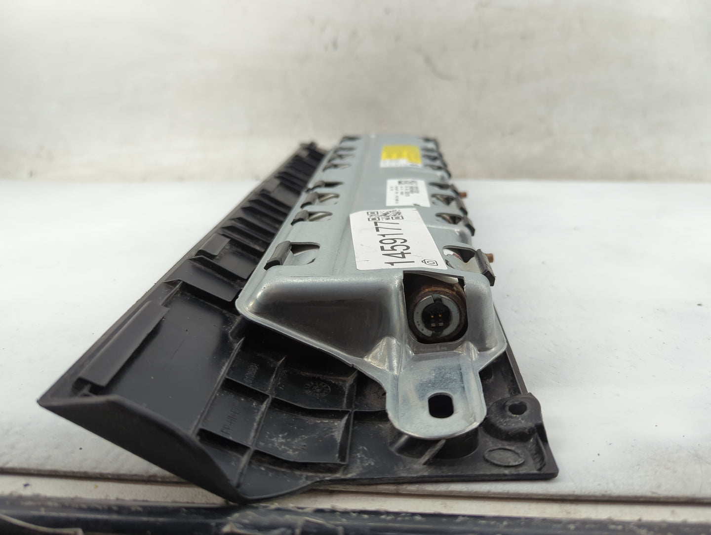 2012-2018 Bmw 650i Air Bag Passenger Right Knee OEM P/N:16B0291A0049 G351170 Fits Fits 2011 2012 2013 2014 2015 2016 2017 20