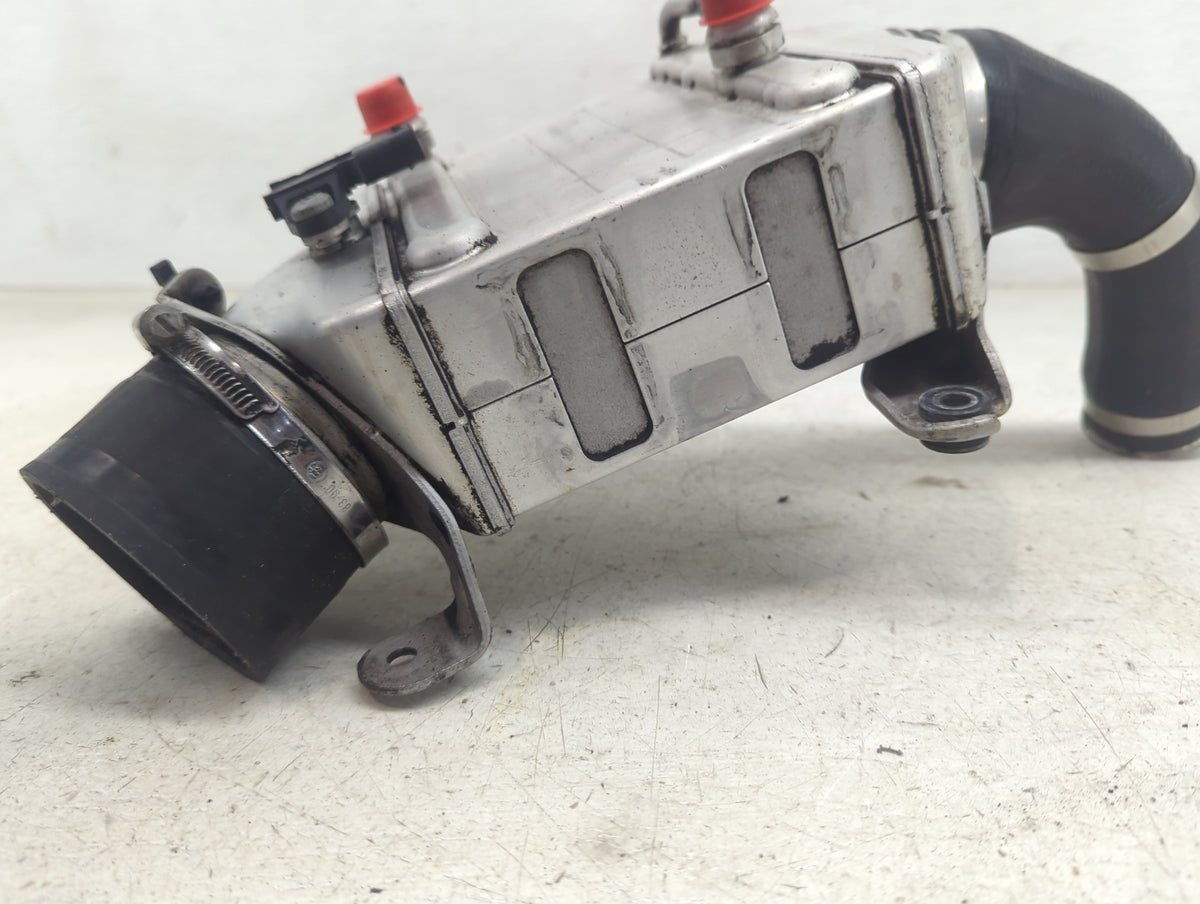 2011 Bmw 750i Air Cleaner Intake Duct Hose Tube - Oemusedautoparts1.com