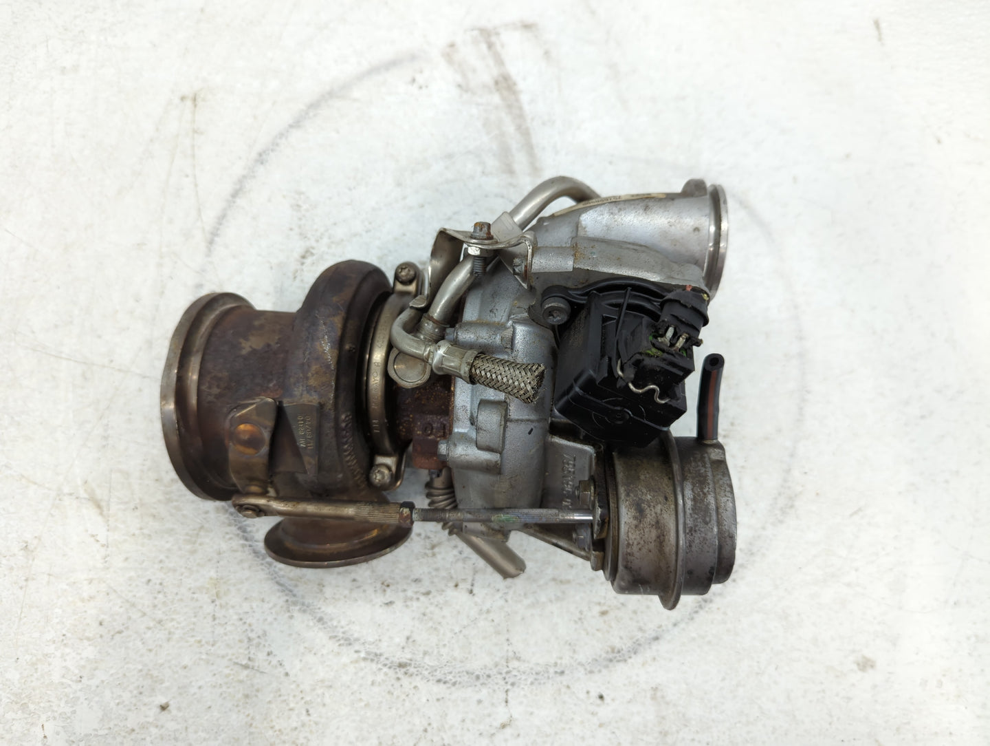 2012-2012 Bmw 650i Turbocharger Turbo Charger Super Charger Supercharger - Oemusedautoparts1.com