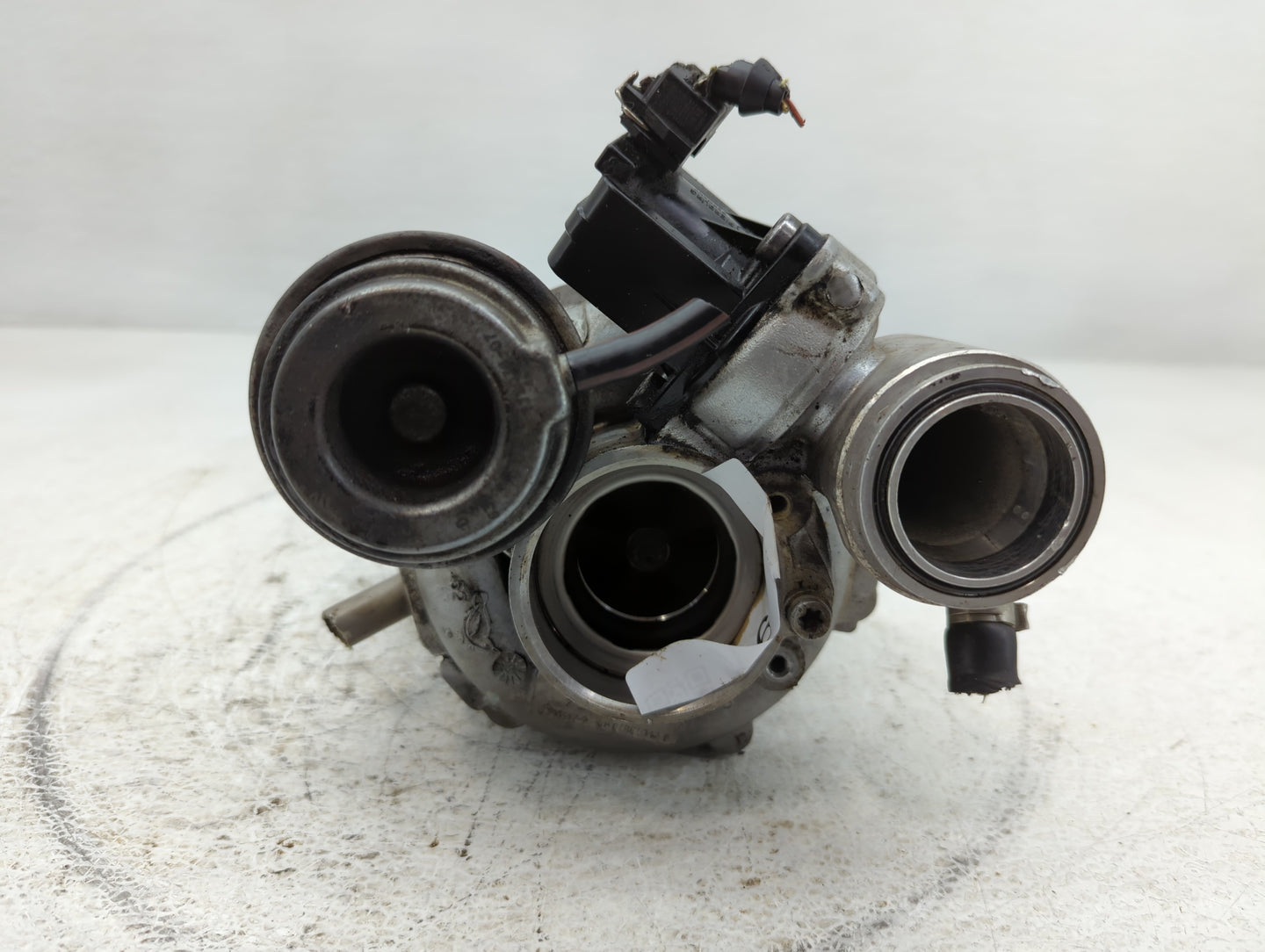 2012-2012 Bmw 650i Turbocharger Turbo Charger Super Charger Supercharger - Oemusedautoparts1.com