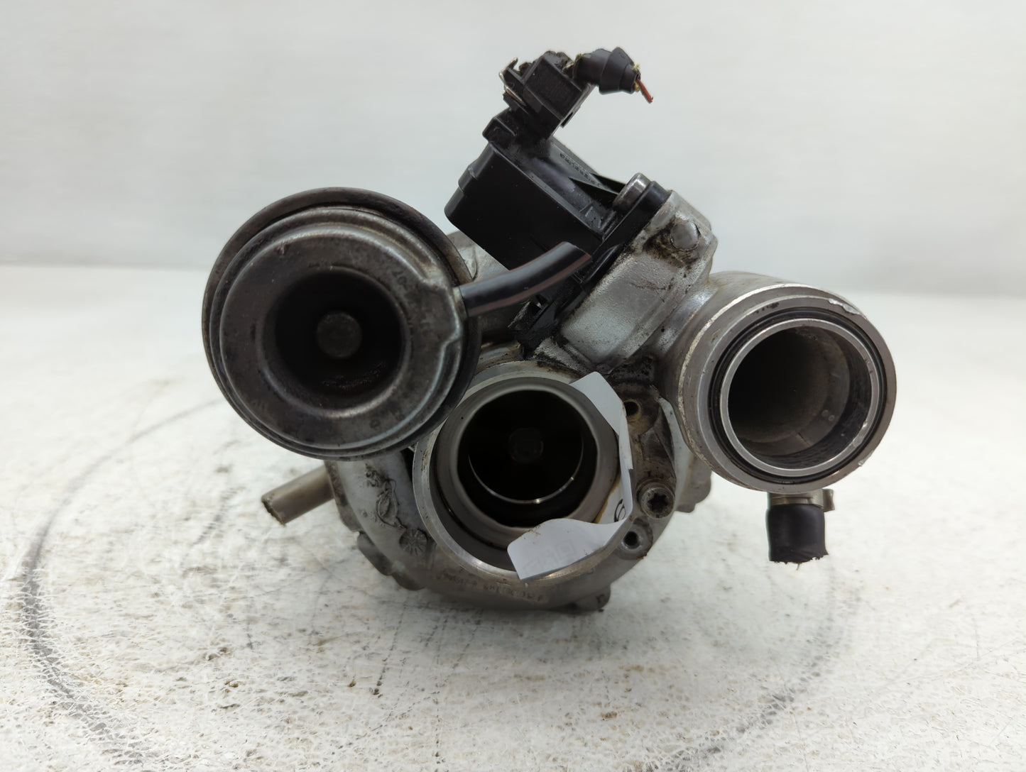 2012-2012 Bmw 650i Turbocharger Turbo Charger Super Charger Supercharger - Oemusedautoparts1.com