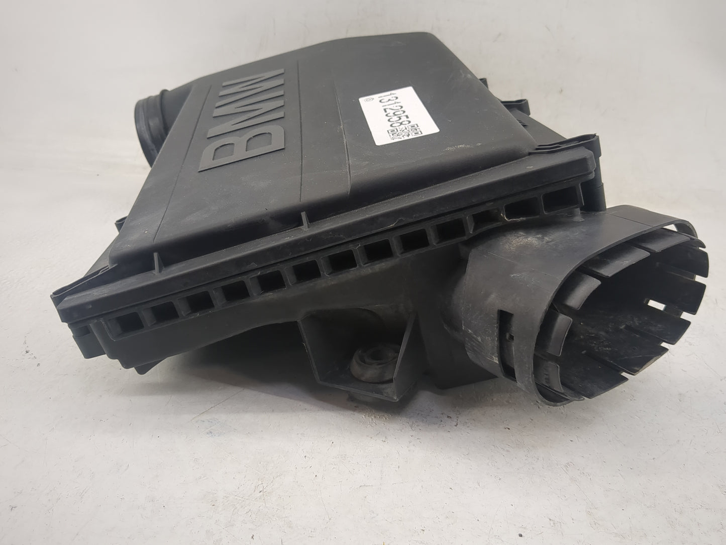 2011-2012 Bmw 740i Air Cleaner Intake-duct Hose Tube - Oemusedautoparts1.com