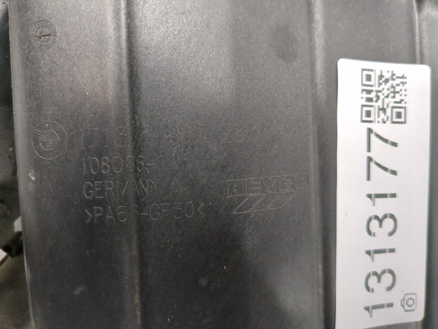 2011-2012 Bmw 740i Windshield Washer Fluid Reservoir Bottle Oem - Oemusedautoparts1.com