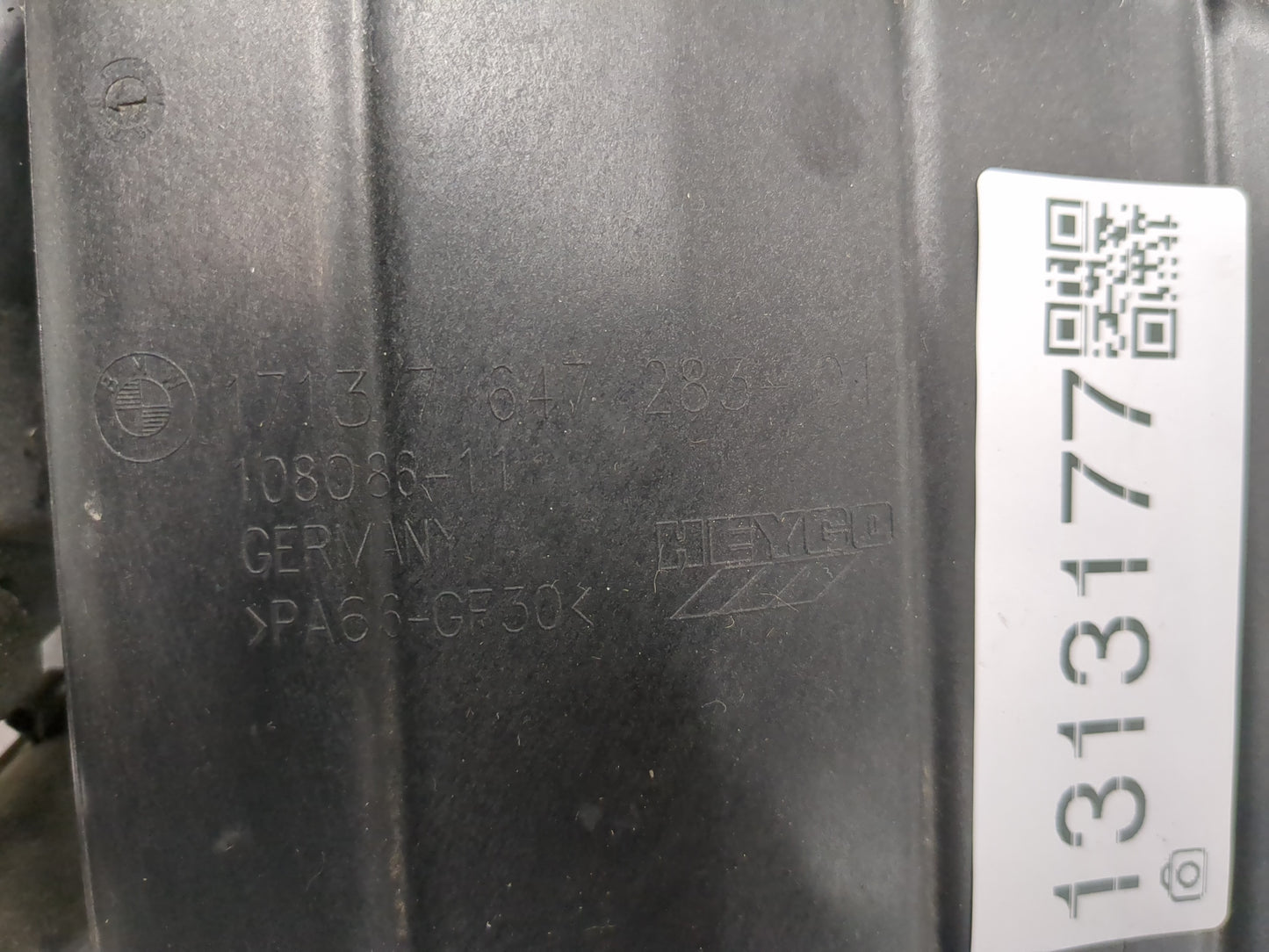 2011-2012 Bmw 740i Windshield Washer Fluid Reservoir Bottle Oem - Oemusedautoparts1.com
