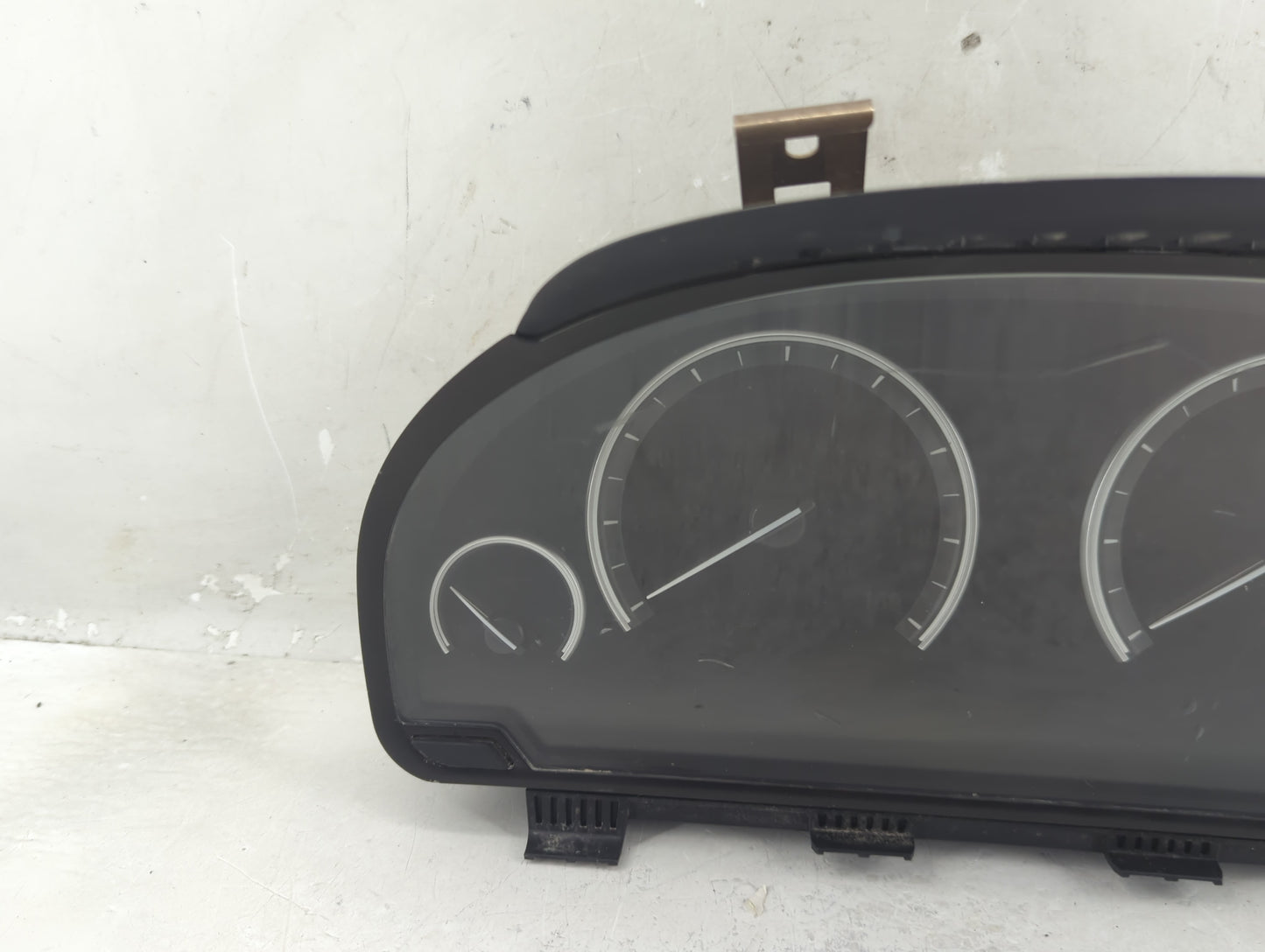2012-2013 Bmw 740i Instrument Cluster Speedometer Gauges P/N:0 263 694 142 Fits Fits 2011 2012 2013 2014 OEM Used Auto Parts