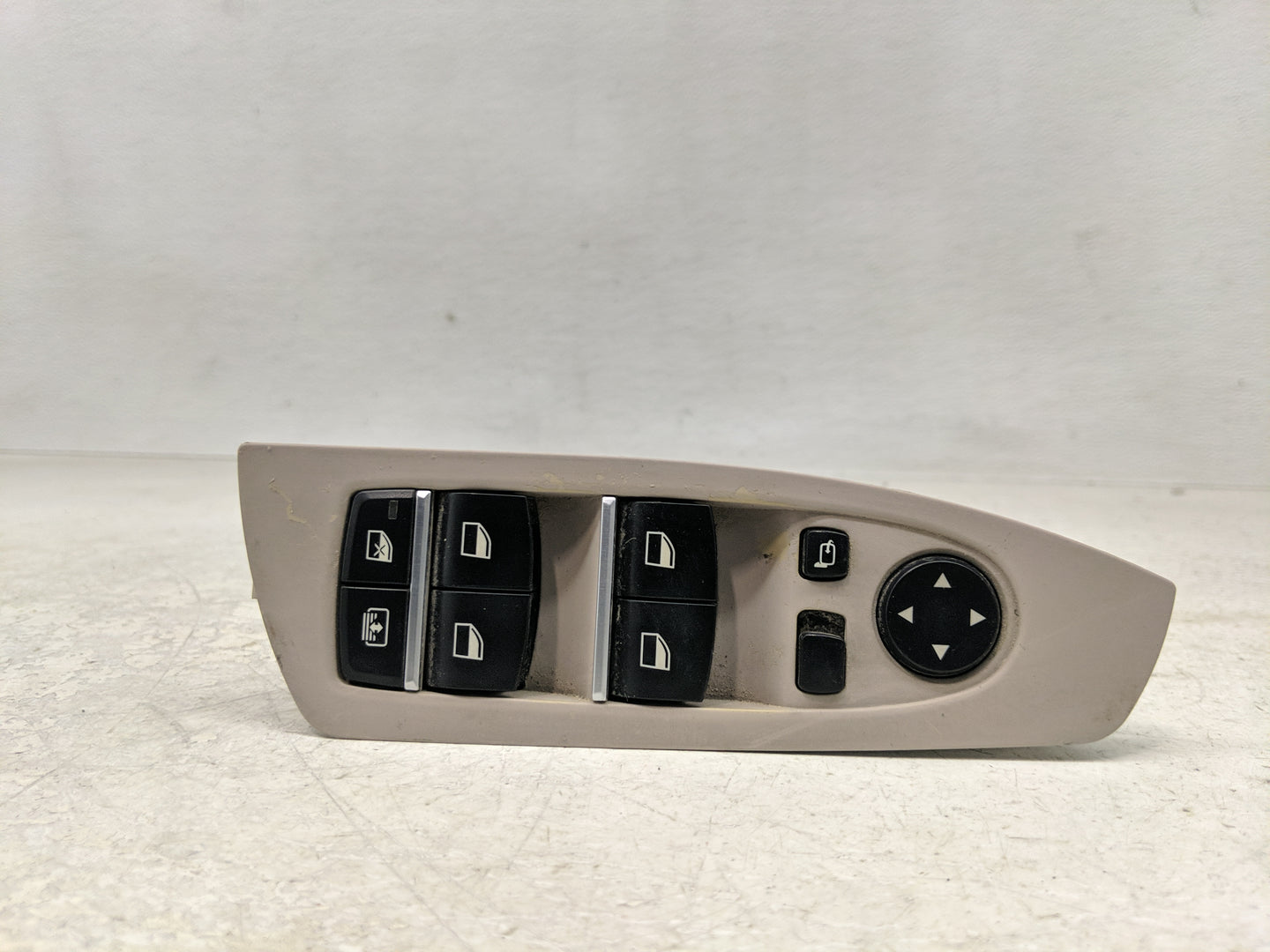 2011-2015 Bmw 740i Master Power Window Switch Replacement Driver Side Left P/N:9163611 Fits OEM Used Auto Parts - Oemusedaut