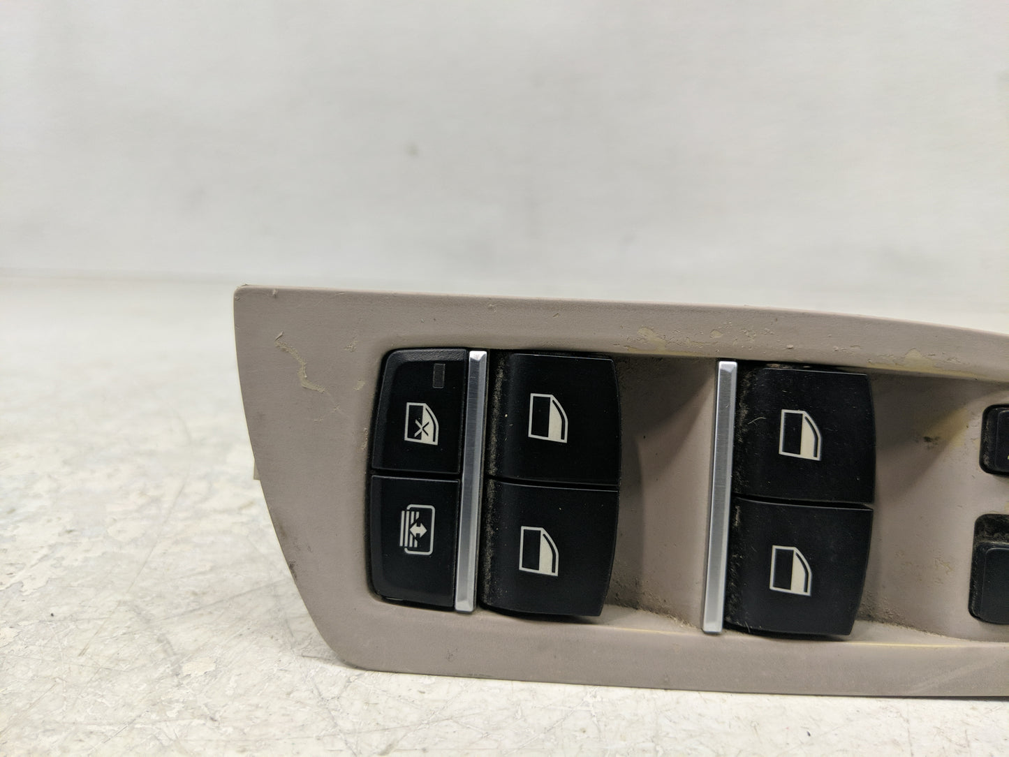 2011-2015 Bmw 740i Master Power Window Switch Replacement Driver Side Left P/N:9163611 Fits OEM Used Auto Parts - Oemusedaut