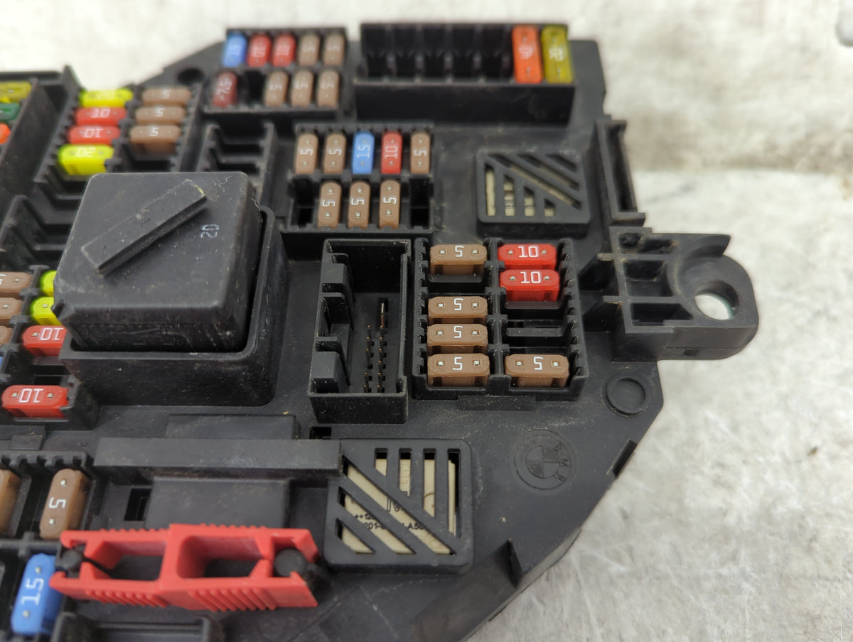 Bmw 750 Power Supply Control Module 6135 9210857|1670499 - Oemusedautoparts1.com