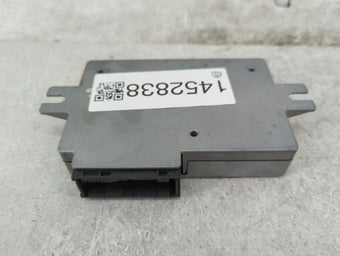 compare product 2012 Bmw 750 Information-gps-tv Control Module