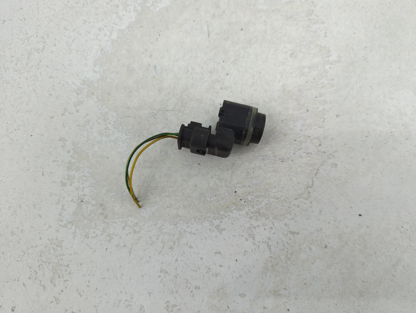 2012 Bmw 750 Front Park Assist Sensor Black 1456450 - Oemusedautoparts1.com