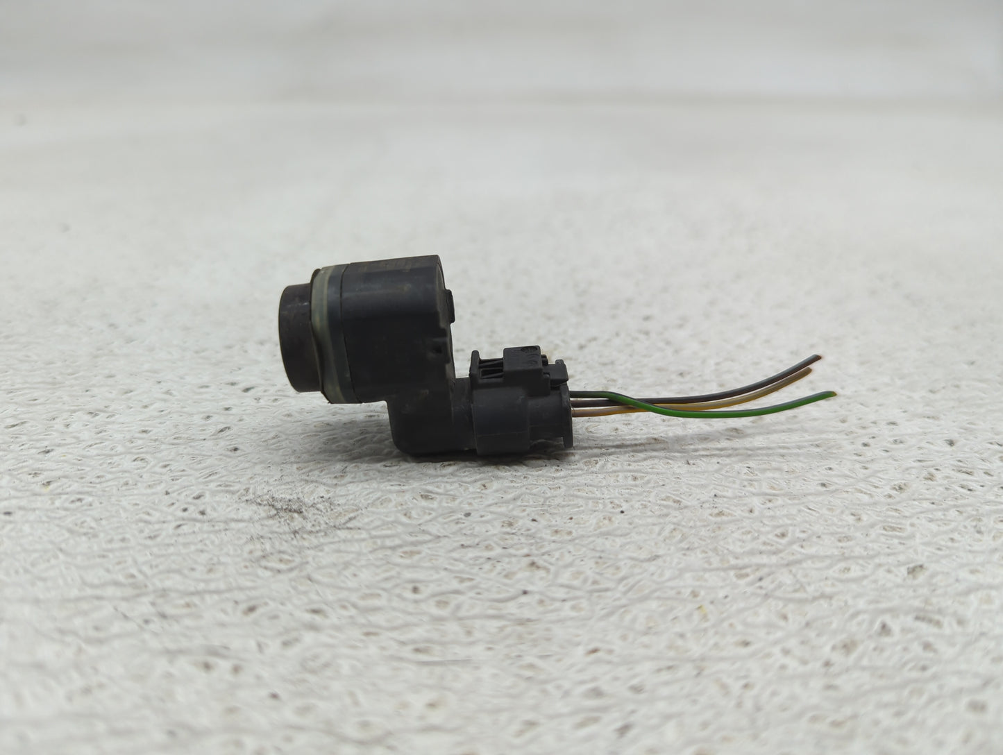 2012 Bmw 750 Front Park Assist Sensor Black - Oemusedautoparts1.com