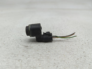 2012 Bmw 750 Front Park Assist Sensor Black - Oemusedautoparts1.com