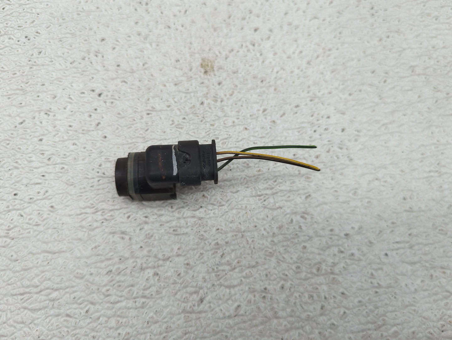 2012 Bmw 750 Front Park Assist Sensor Black - Oemusedautoparts1.com