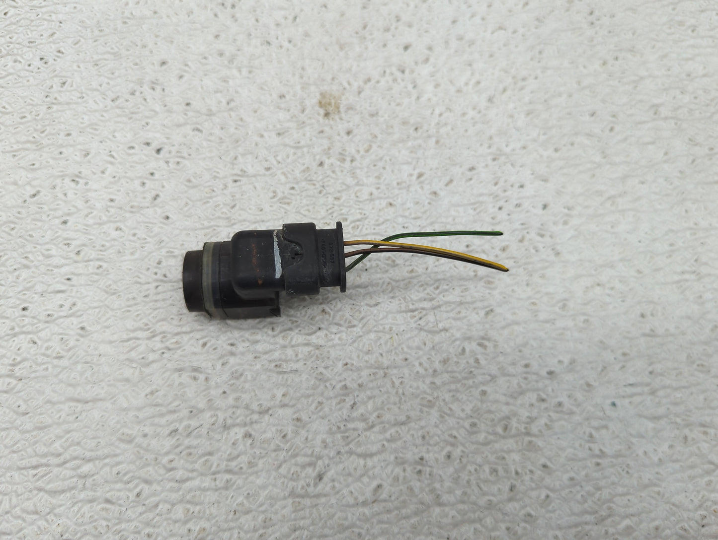 2012 Bmw 750 Front Park Assist Sensor Black - Oemusedautoparts1.com