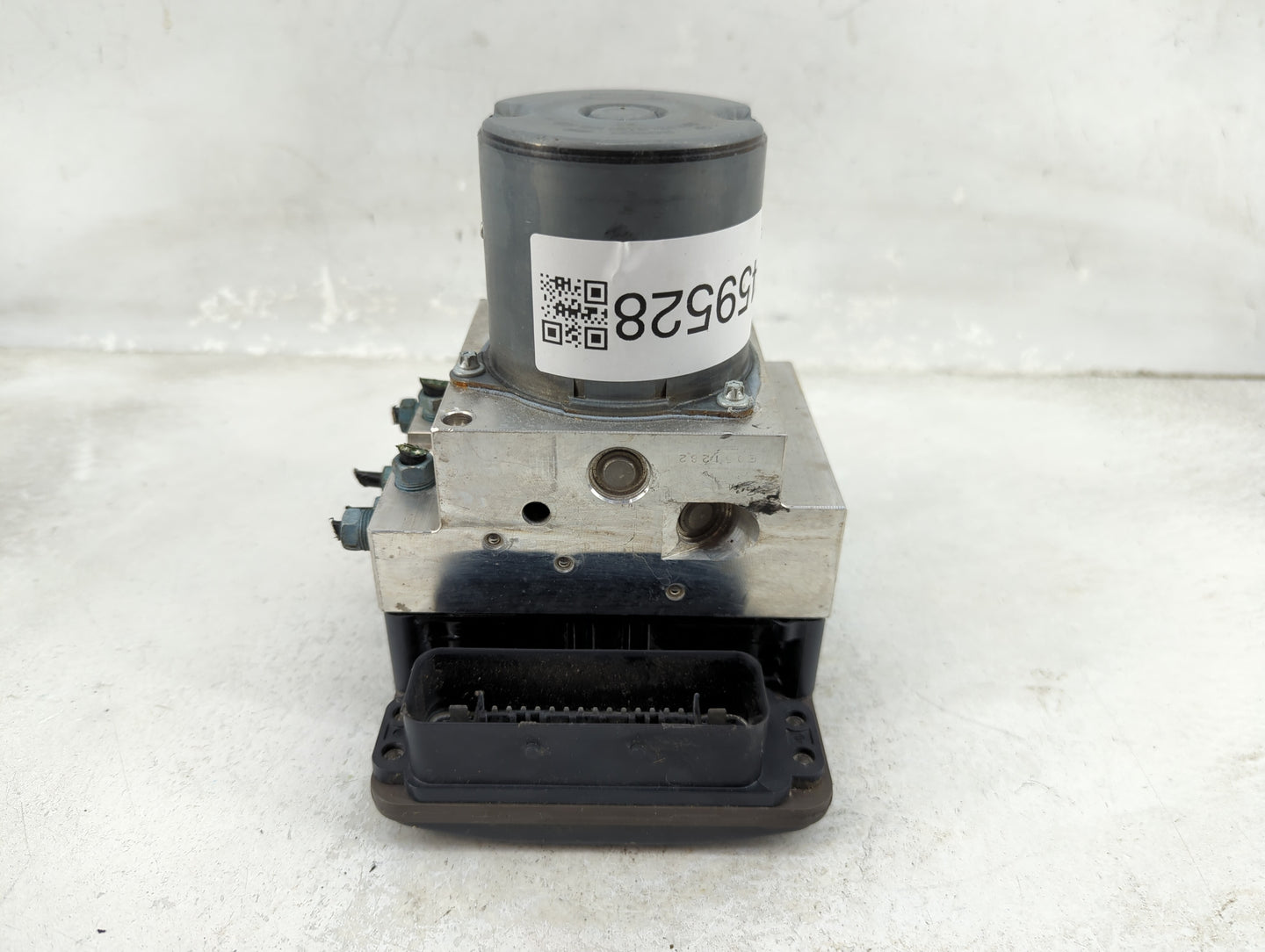 2009-2012 Bmw 750 ABS Pump Control Module Replacement P/N:3451 6851382-01 3452 6851384-01 Fits Fits 2009 2010 2011 2012 2013