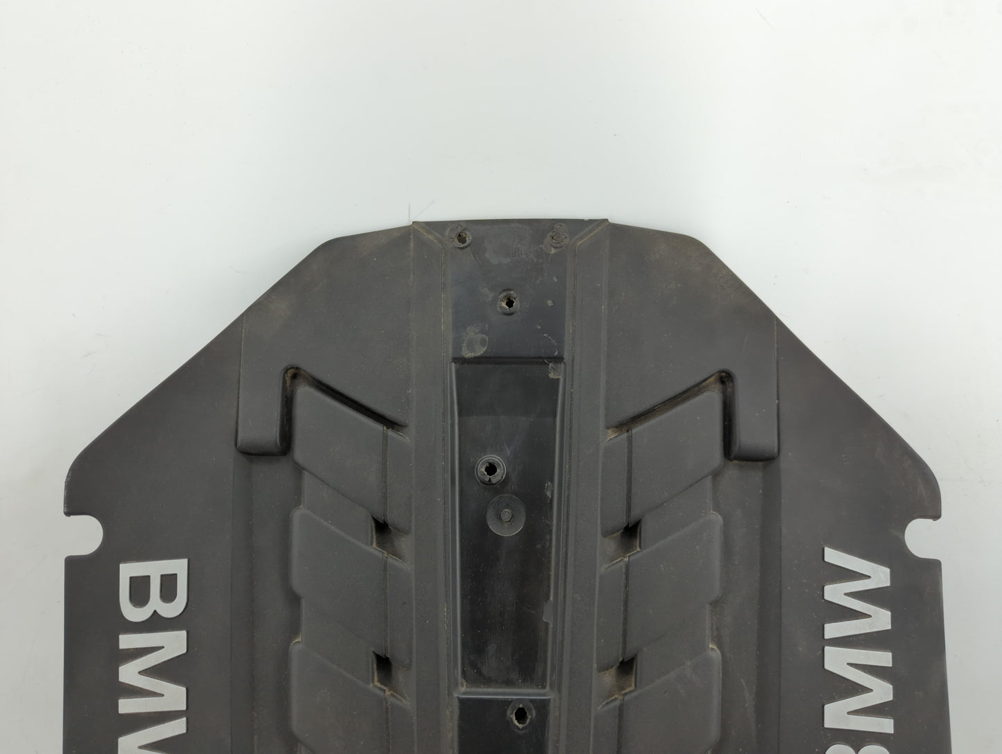2012 Bmw 750 Engine Cover Black - Oemusedautoparts1.com